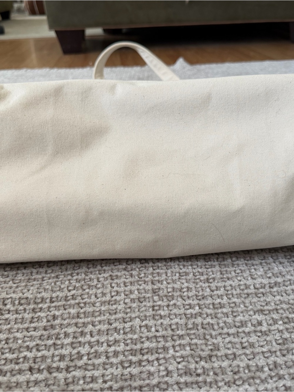 L.L. Bean XL Large zip top Tote in Cream - Picture 4 of 6